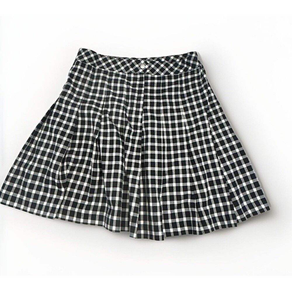 H&M Divided Size 6 Black Plaid Pleated Skirt Side Zip